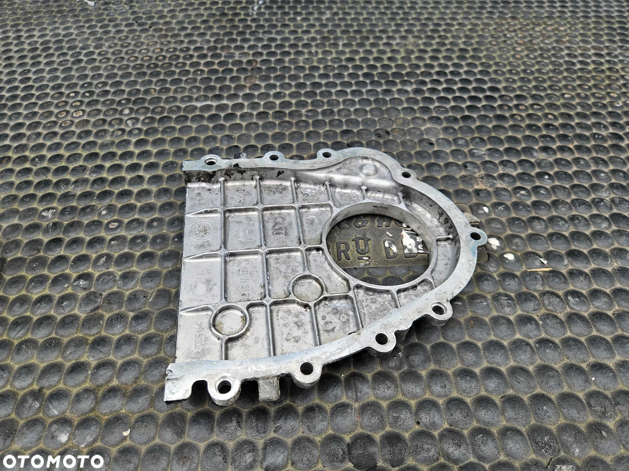 Obudowa Osłona Pokrywa Rozrzadu Silnika Dekiel Walu Kołnierz 2.7 3.0 V6 TDI Audi A4 B8 A5 Q5 - 31