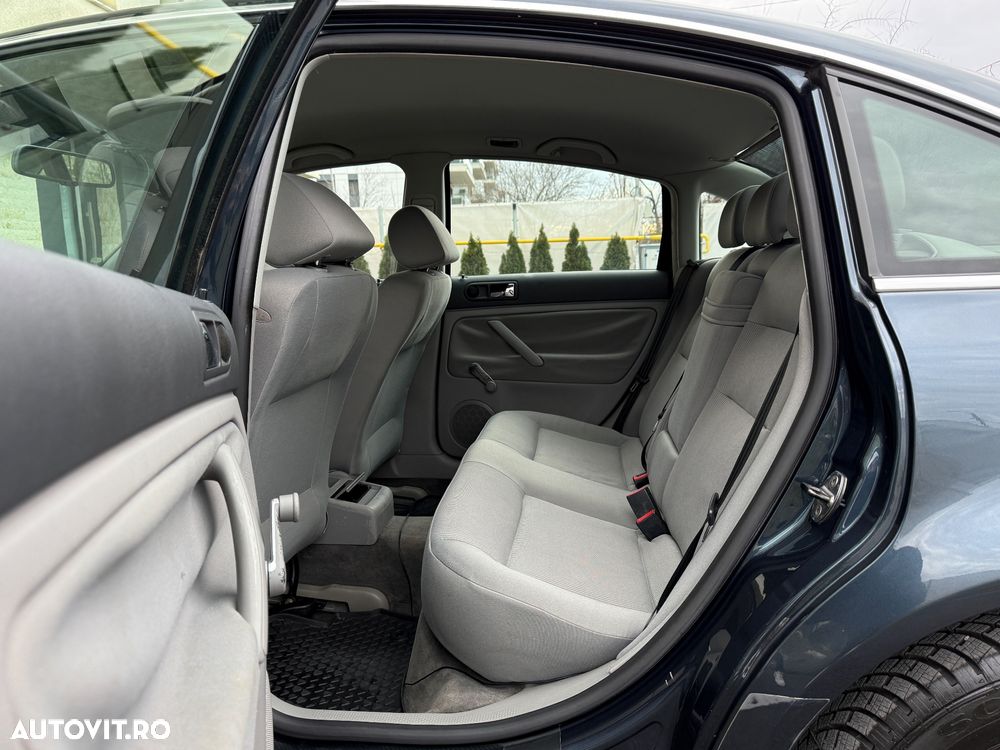 Volkswagen Passat 2.0 5V Highline - 8