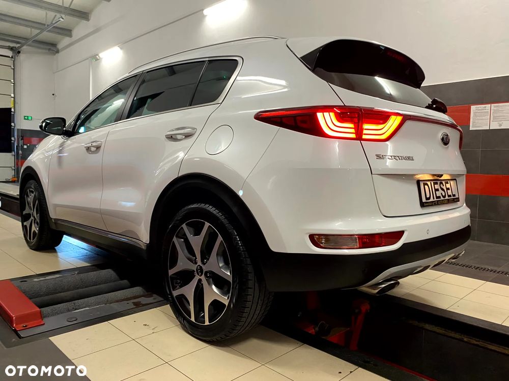 Kia Sportage 2,0 CRDI 2WD Vision - 9
