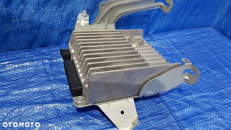 MERCEDES E KLASA W207 NAGŁOŚNIENIE HARMAN KARDON - 16