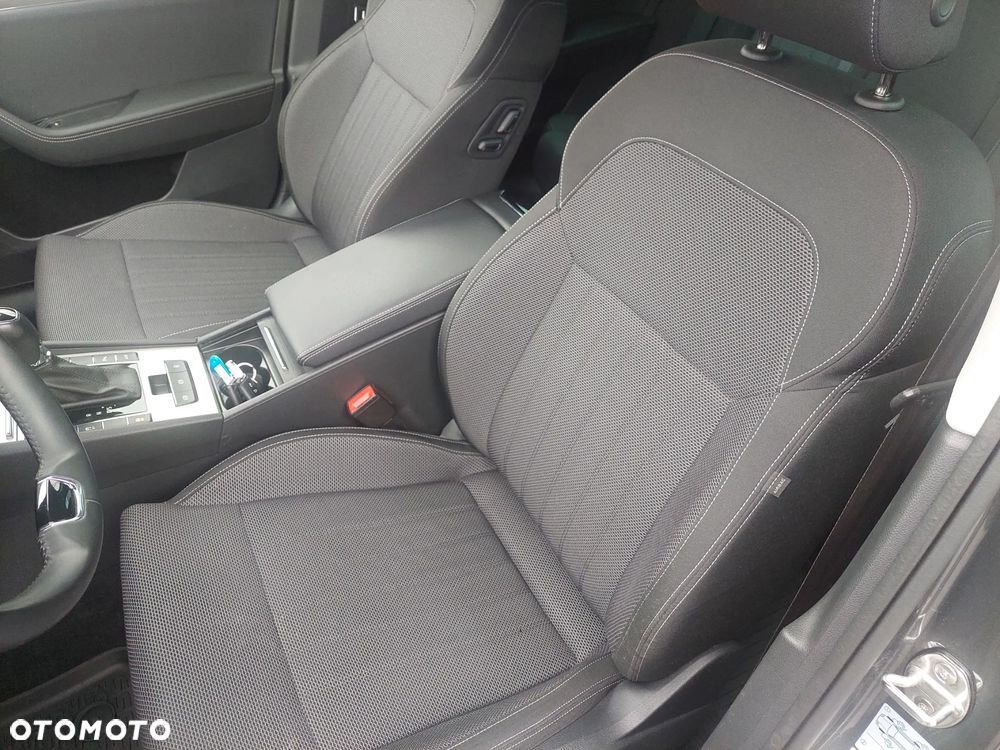 Skoda Superb 2.0 TDI DSG Style - 25