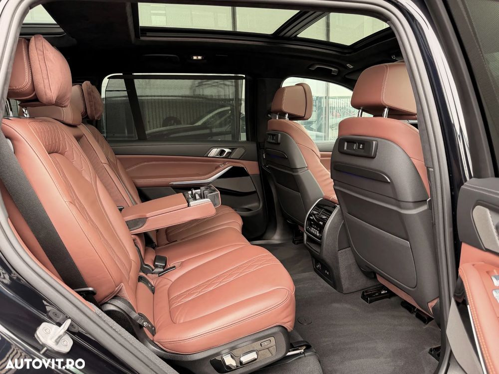 BMW X7 M50d - 16