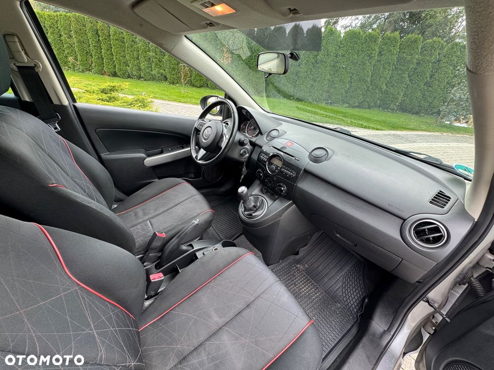 Mazda 2 1.3 MZR Iro - 22