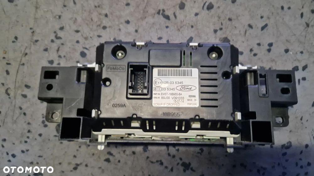 FORD TRANSIT CONNECT II WYŚWIETLACZ  EM5T 18B955 BA - 2