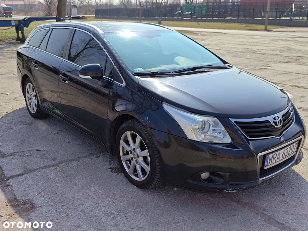 Toyota Avensis 2.0 D-4D - 5