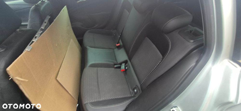 Opel Astra 1.6 CDTI Dynamic - 15