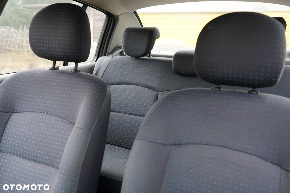 Renault Thalia 1.4 16V Expression - 15