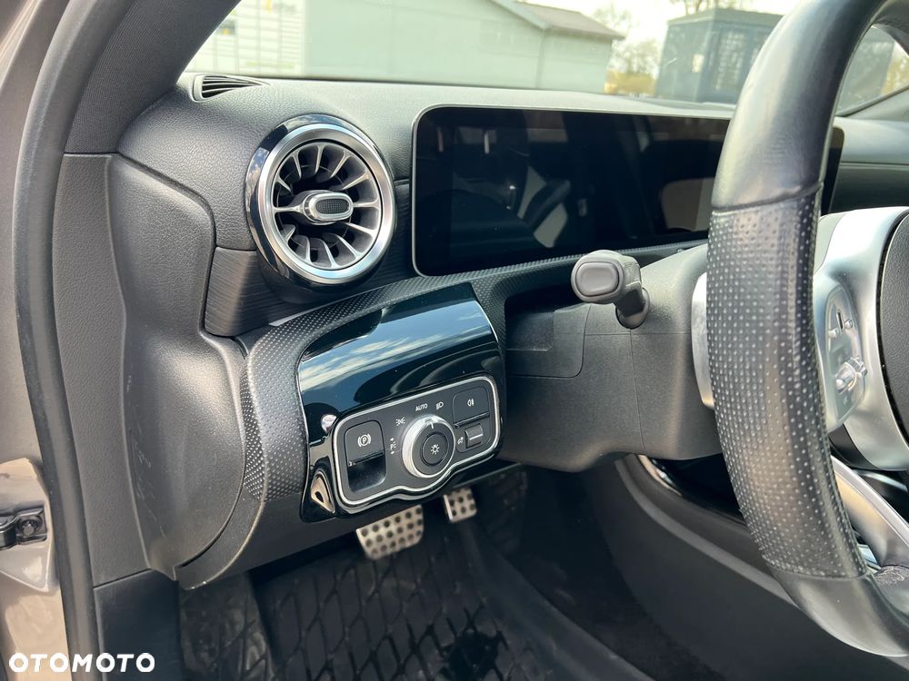 Mercedes-Benz Klasa A 220 4Matic 7G-DCT AMG Line - 31