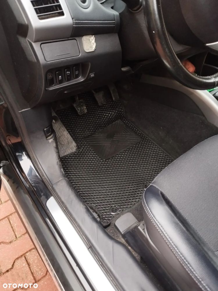 Mitsubishi Outlander 2.2 DID Intense + EU5 - 12