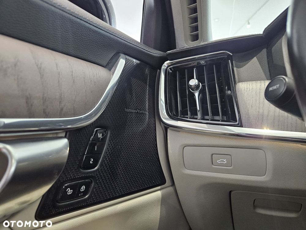 Volvo S90 - 19