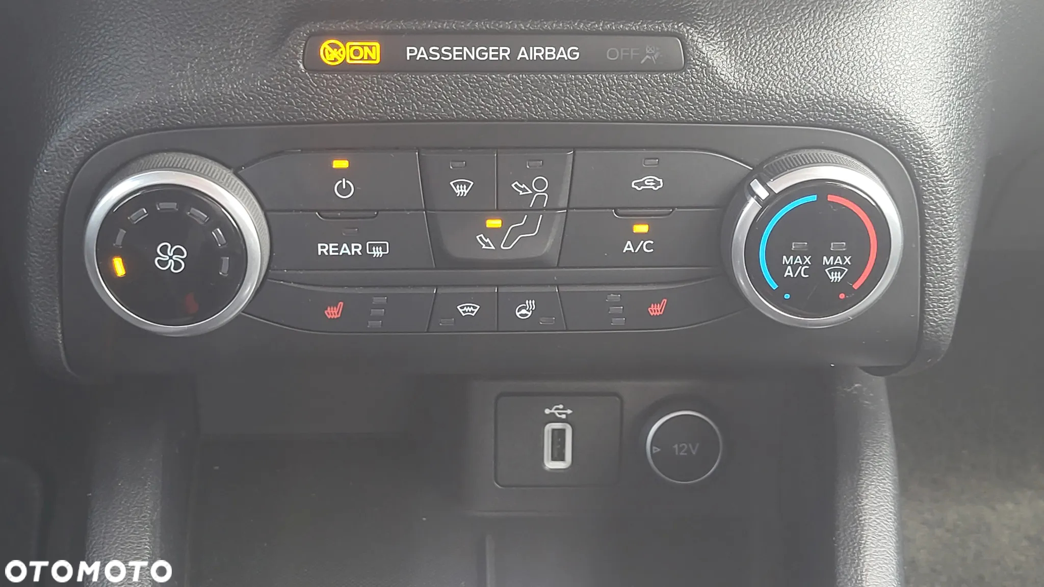 Ford Focus 1.5 EcoBlue Trend - 13