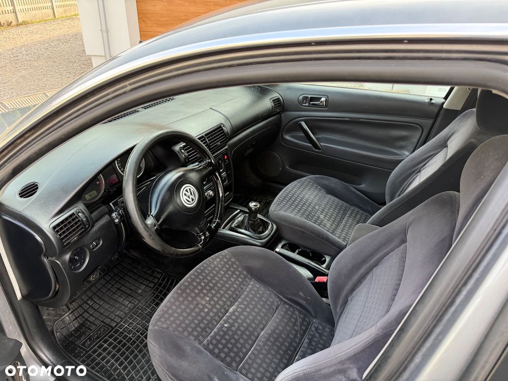 Volkswagen Passat 1.9 TDI - 7