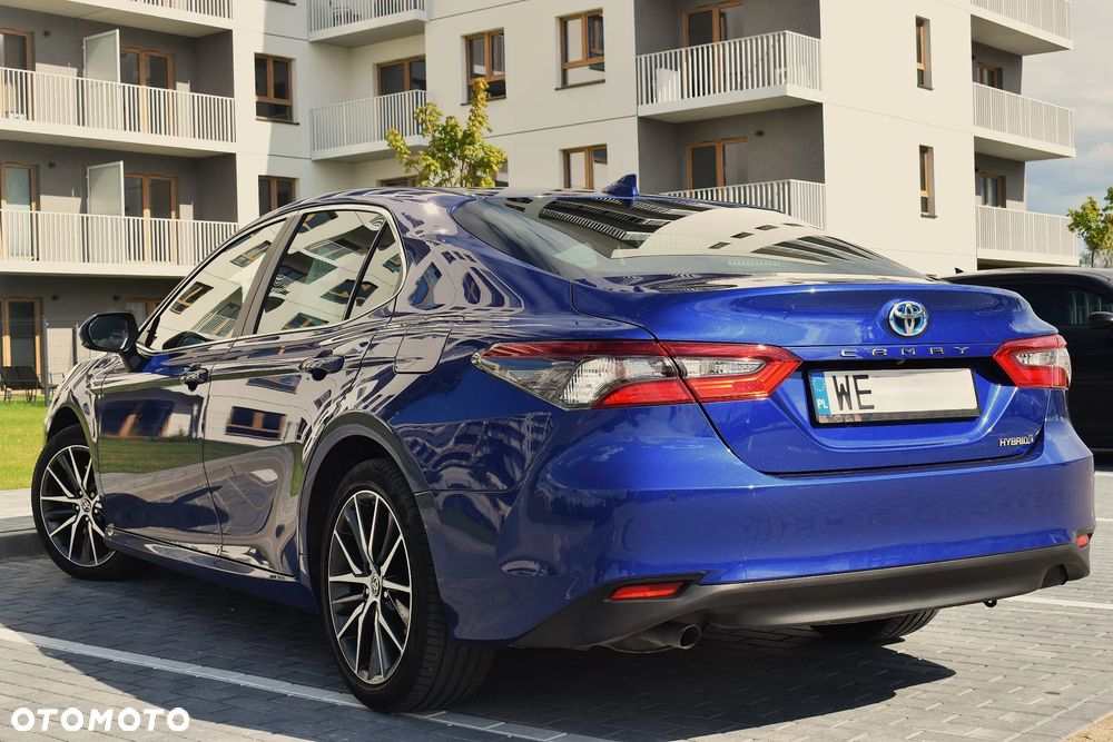 Toyota Camry 2.5 Hybrid Prestige CVT - 3