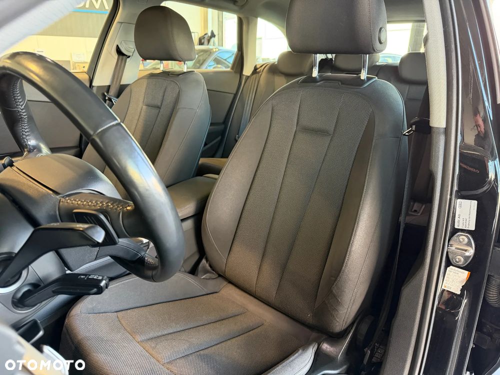 Audi A4 Avant 2.0 TDI ultra S tronic - 12