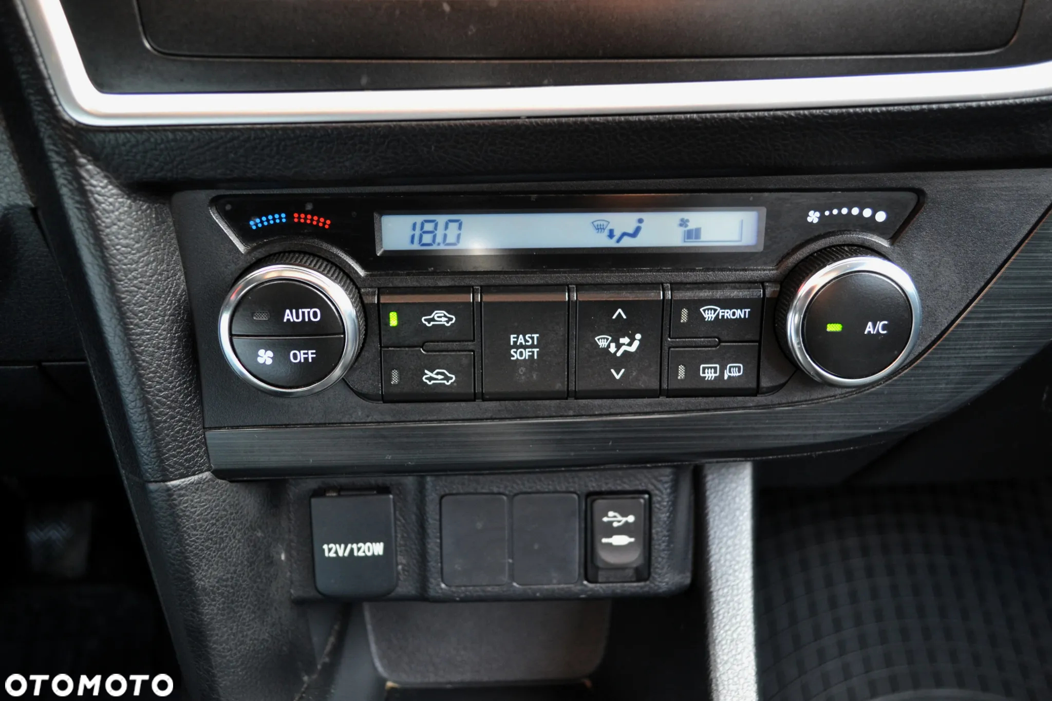 Toyota Auris 1.33 VVT-i Life Comfort - 18