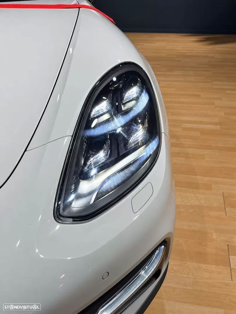Porsche Panamera 4 E-Hybrid foto 4