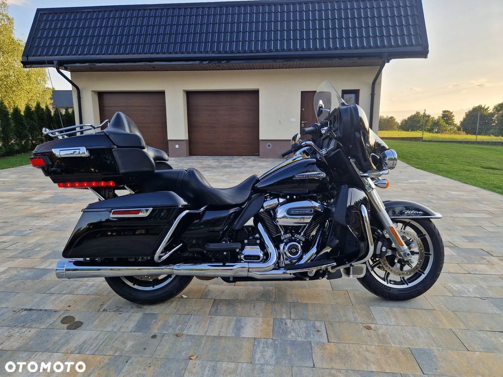 Harley-Davidson FLHTCU Ultra - 4