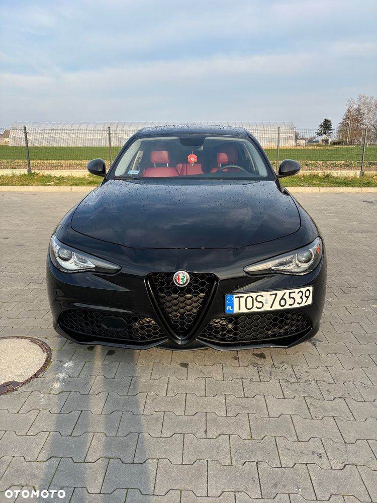 Alfa Romeo Giulia 2.0 Turbo 16V AT8 Veloce Ti - 1