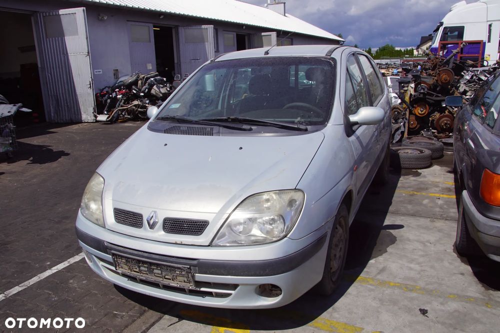Auto na części - Renault Scenic I Lift 1.9 DTI 102 KM F9Q744 JB3983 MV632 2001R Silnik Skrzynia Drzwi Maska Błotnik Klapa Zderzak Lampa Lusterko Klamka Szyba Deska Kokpit Sterownik Moduł Czujnik Licznik Panel Kierownica - 3