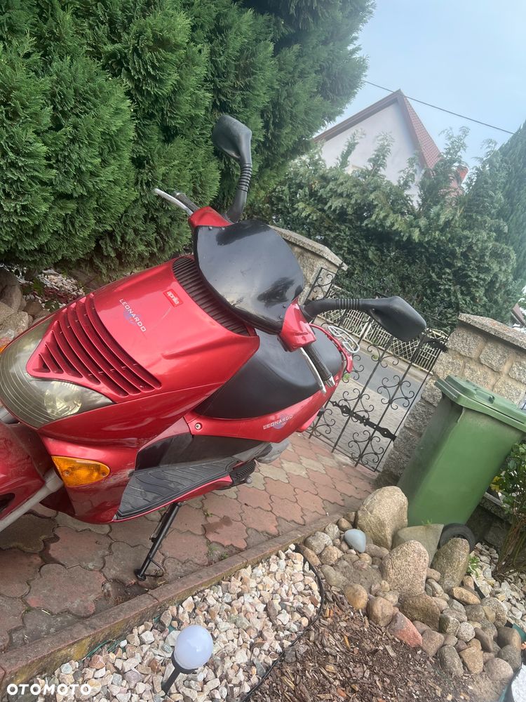 Aprilia Leonardo - 4