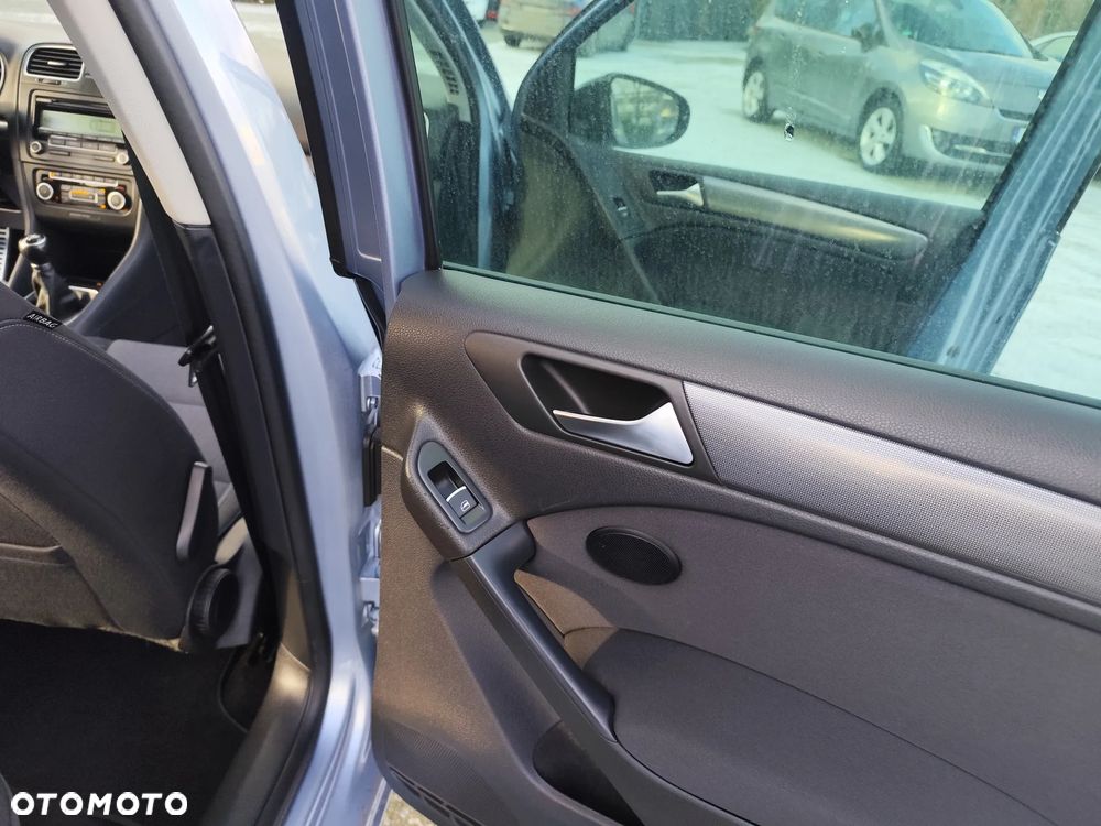 Volkswagen Golf 1.2 TSI Style - 29