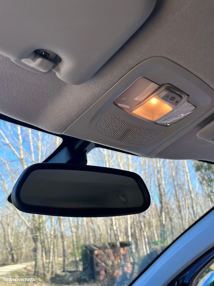 Peugeot 208 1.2 PureTech Active - 18