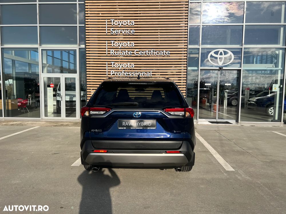 Toyota RAV4 - 9
