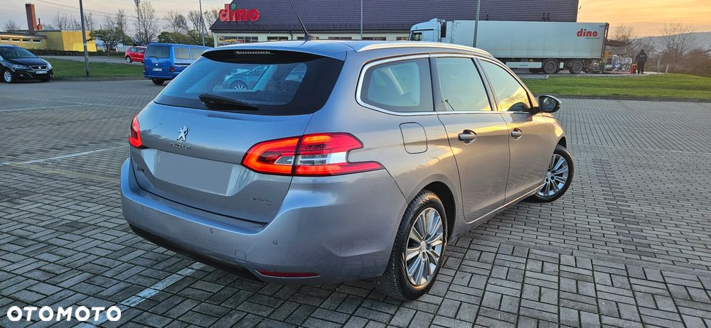 Peugeot 308 1.5 BlueHDi Allure S&S - 3