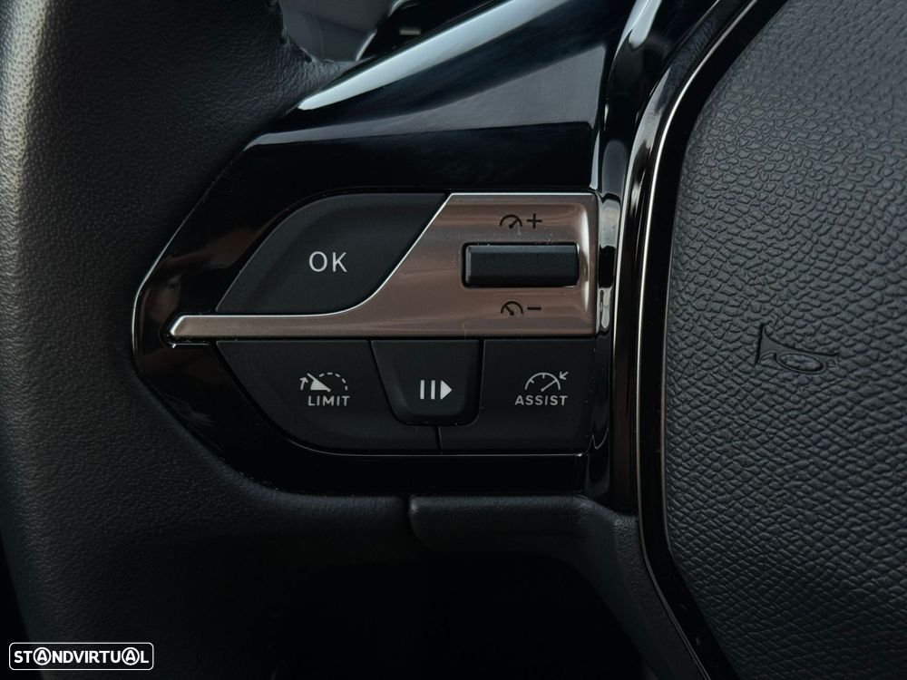 Peugeot 308 SW 1.6 Hybrid Active Pack e-EAT8 - 31