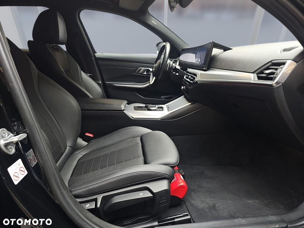 BMW Seria 3 320d xDrive - 11