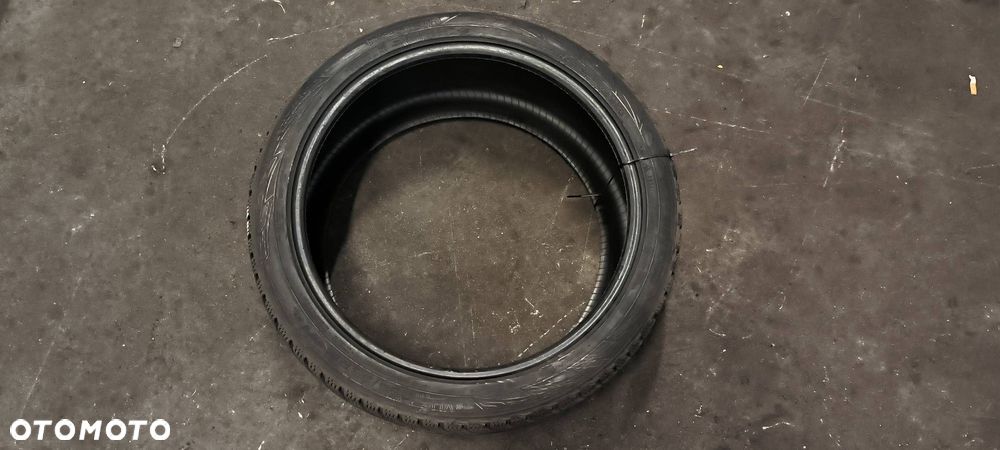 OPONY 21   NOKIAN 295/35 R21 WR SUW 3 - 3