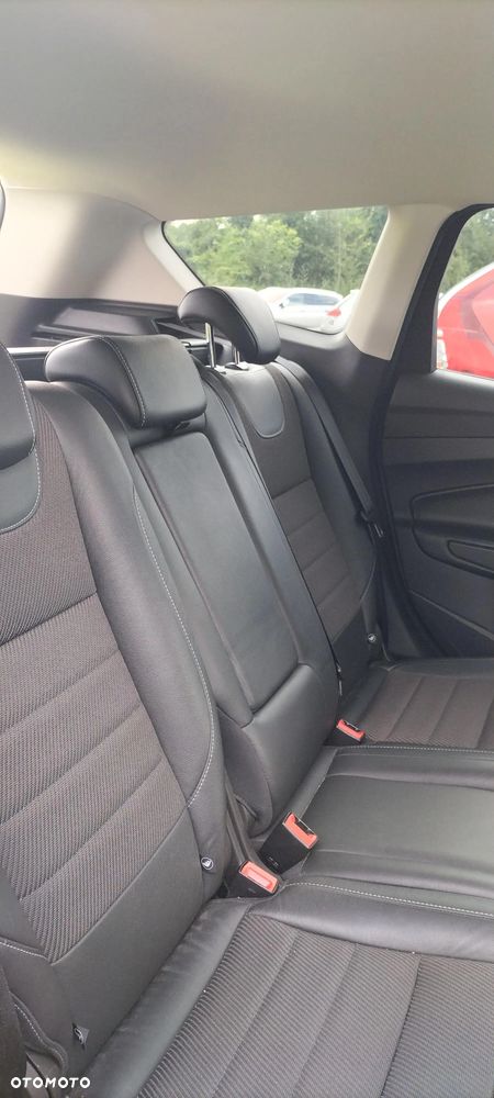 Ford Kuga - 14