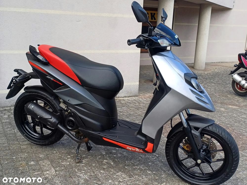 Aprilia SR - 4