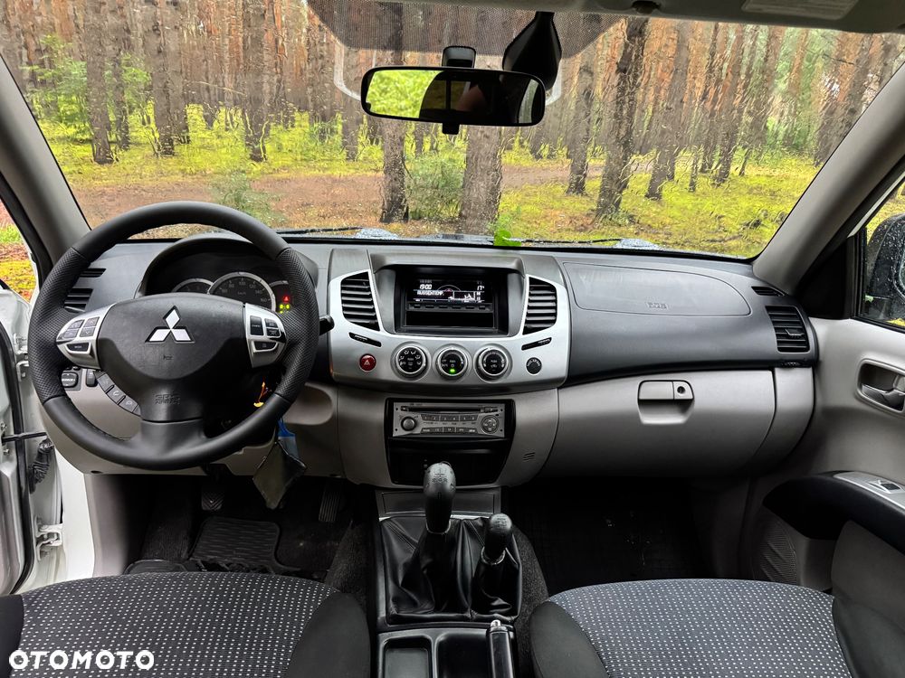 Mitsubishi L200 2.5 DID DC Instyle HP - 24