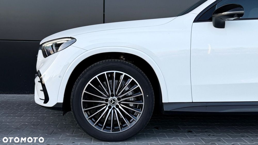 Mercedes-Benz GLC - 11