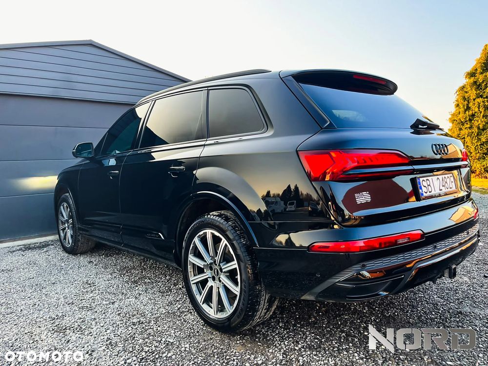 Audi Q7 - 8