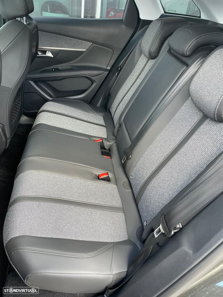 Peugeot 3008 BlueHDi 120 Stop & Start Allure - 4