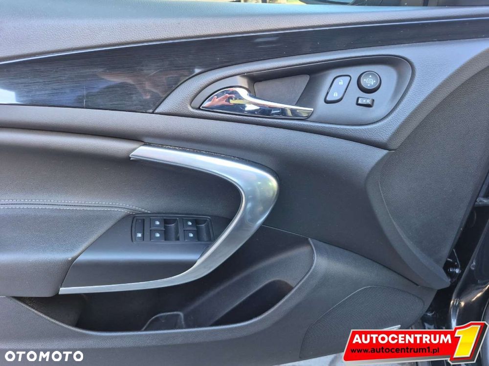Opel Insignia - 15