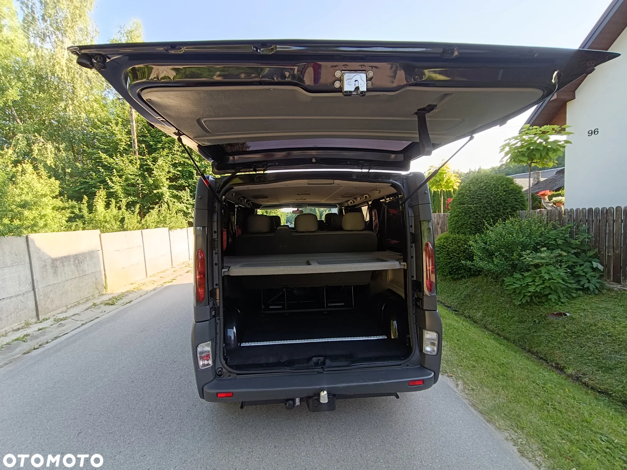 Opel Vivaro L2H1 2.9t - 23