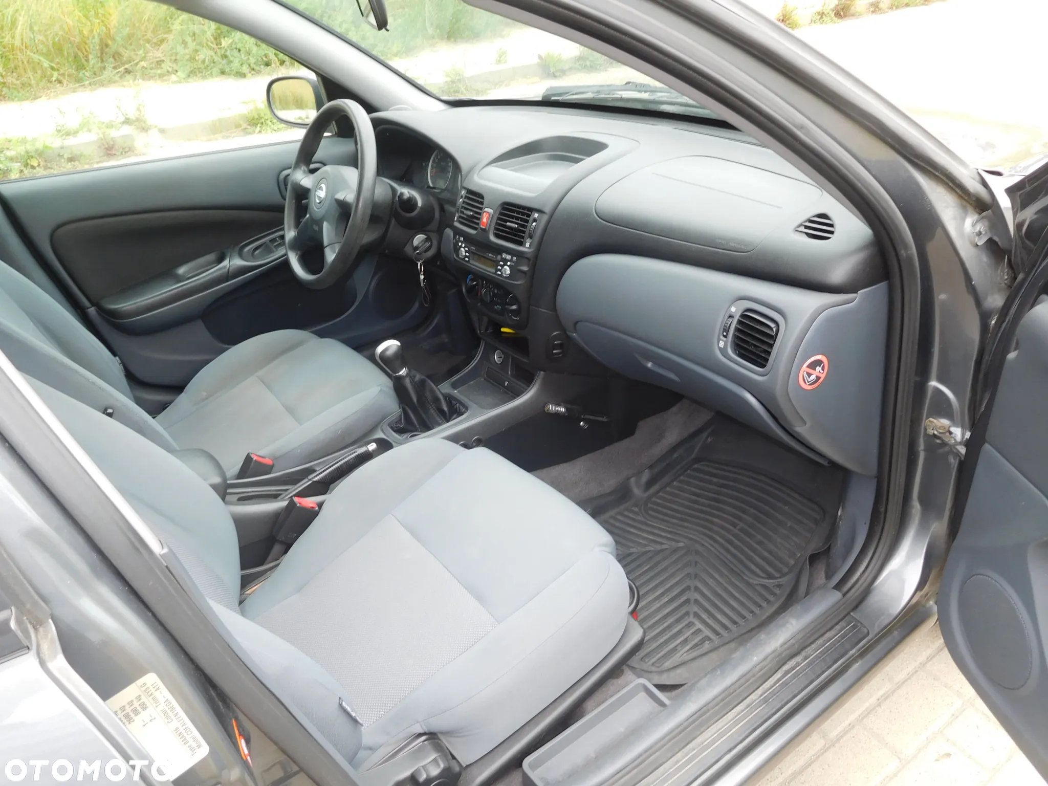 Nissan Almera II 1.5 Base - 7