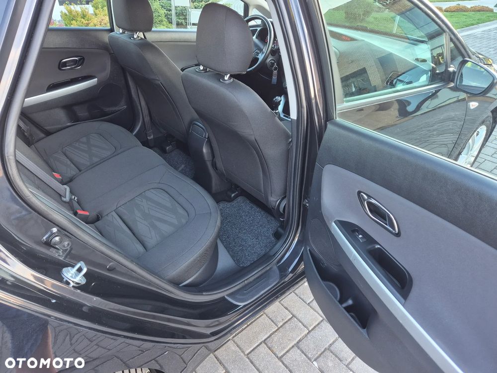 Kia Ceed 1.6 GDI Edition 7 - 12