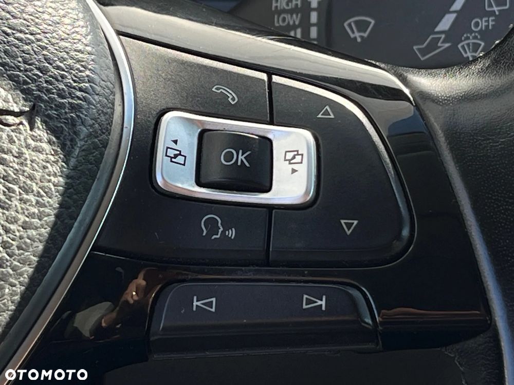 Volkswagen Caddy Maxi - 27