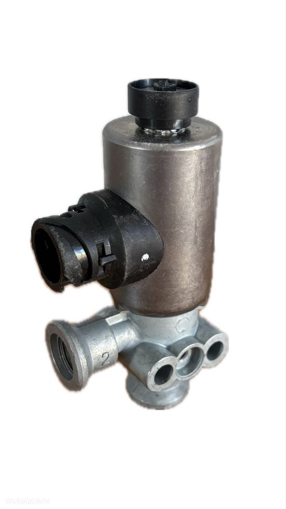 Zawór magnetyczny Wabco 4720726370 Mercedes Actros - 1