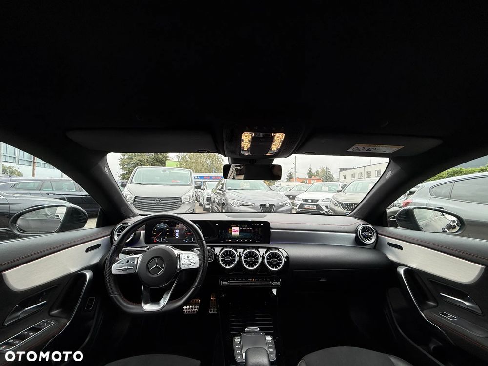 Mercedes-Benz CLA 200 7G-DCT AMG Line - 8