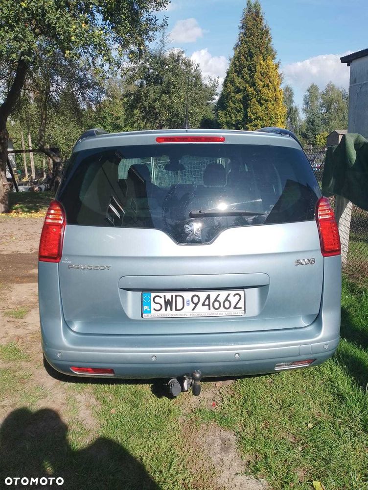 Peugeot 5008 - 3