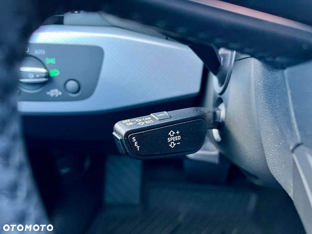 Audi A4 Limousine 35 TFSI S tronic - 17