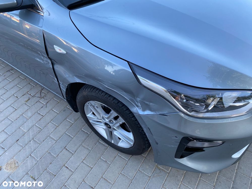 Kia Ceed 1.6 CRDi mHEV M - 19