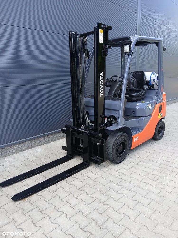Toyota 02-8FGF15 - 4