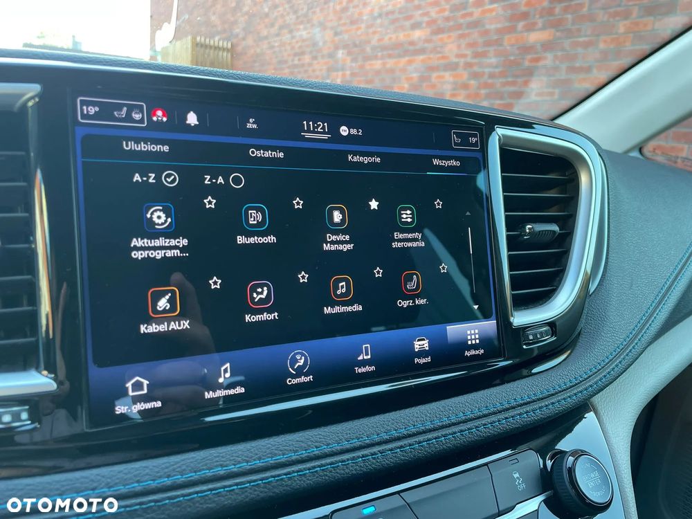 Chrysler Pacifica - 35