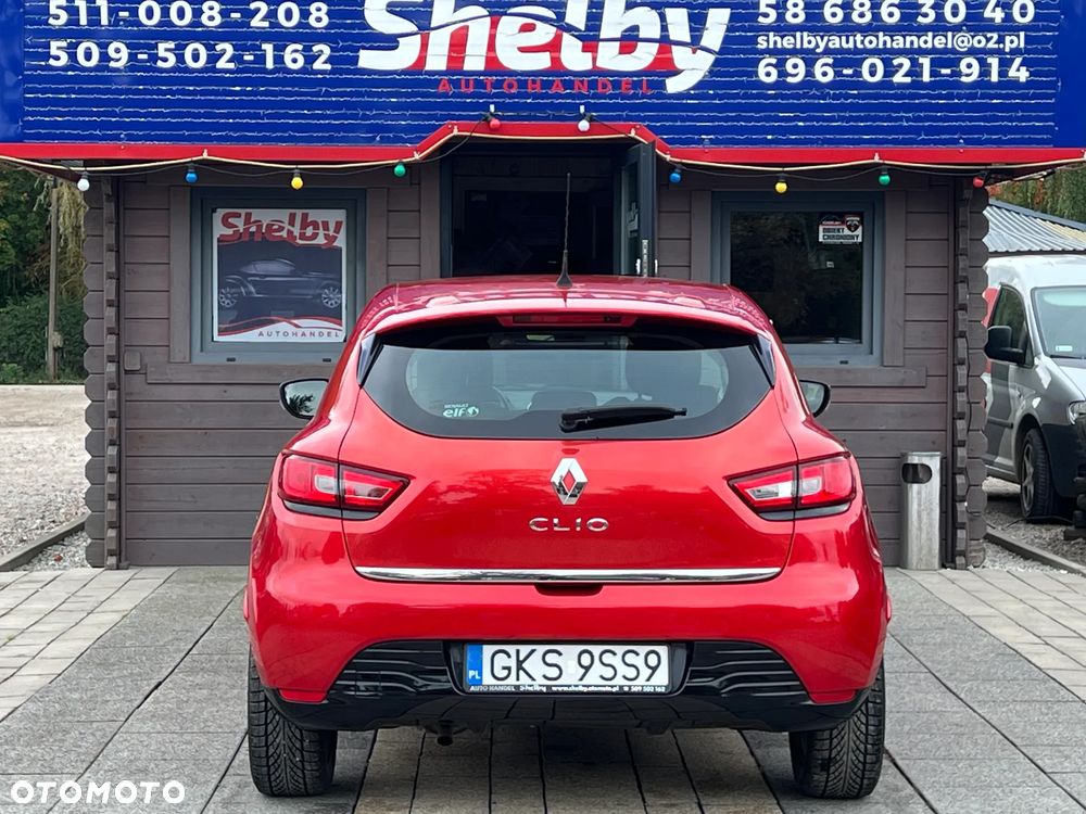 Renault Clio 1.2 16V 75 Life - 9